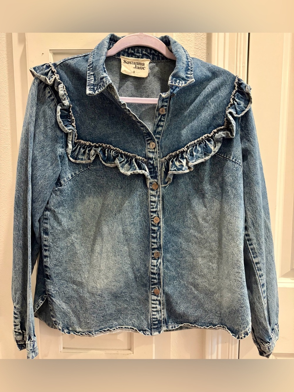 NWOT SAVANNA JANE Faded Blue Ruffle Denim Button-Up Jacket ~ LOVE IT!!